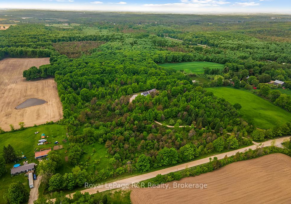 796172-east-back-line-chatsworth-ontario-x12203392