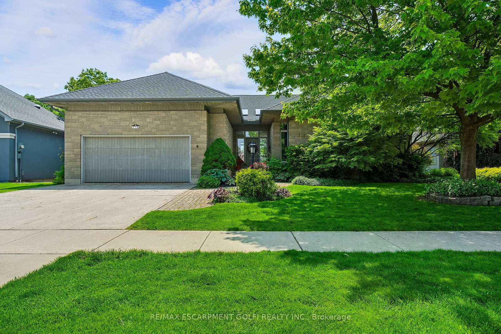 128-grindstone-way-hamilton-ontario-x12203424