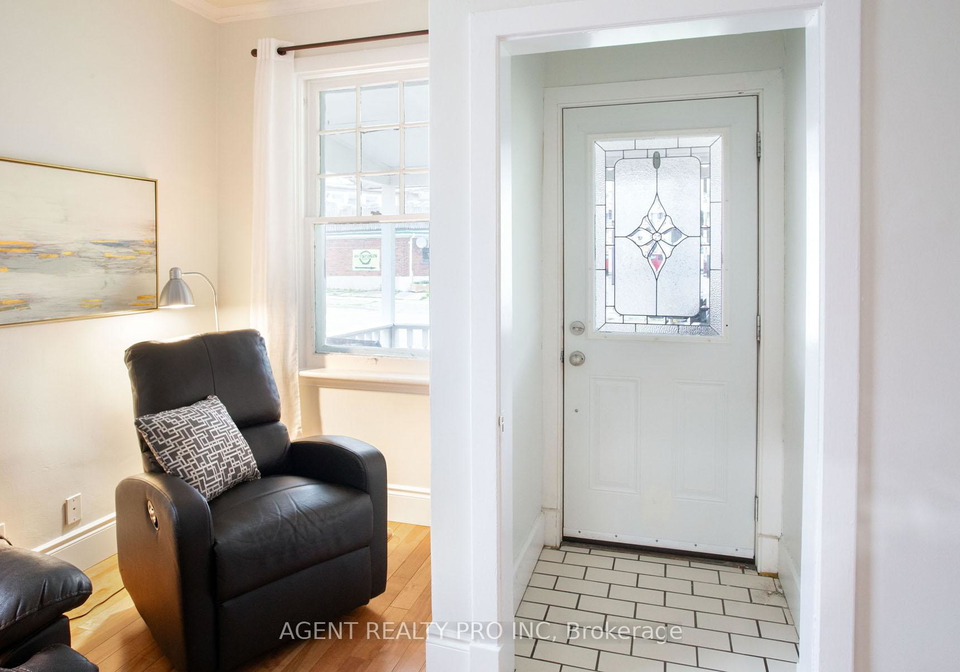115-east-street-e-london-east-ontario-x12203541