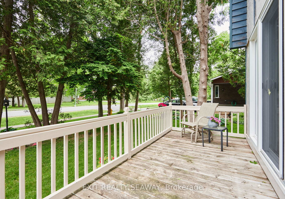38-spruce-street-south-stormont-ontario-x12203552