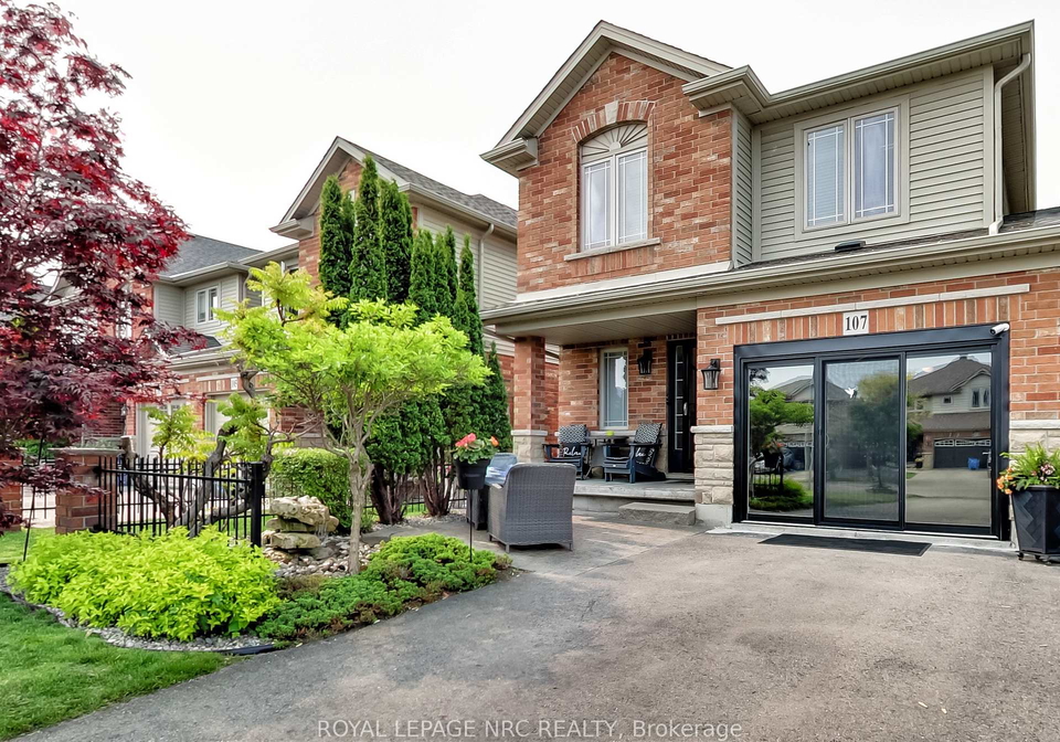 107-sumner-crescent-grimsby-ontario-x12203593