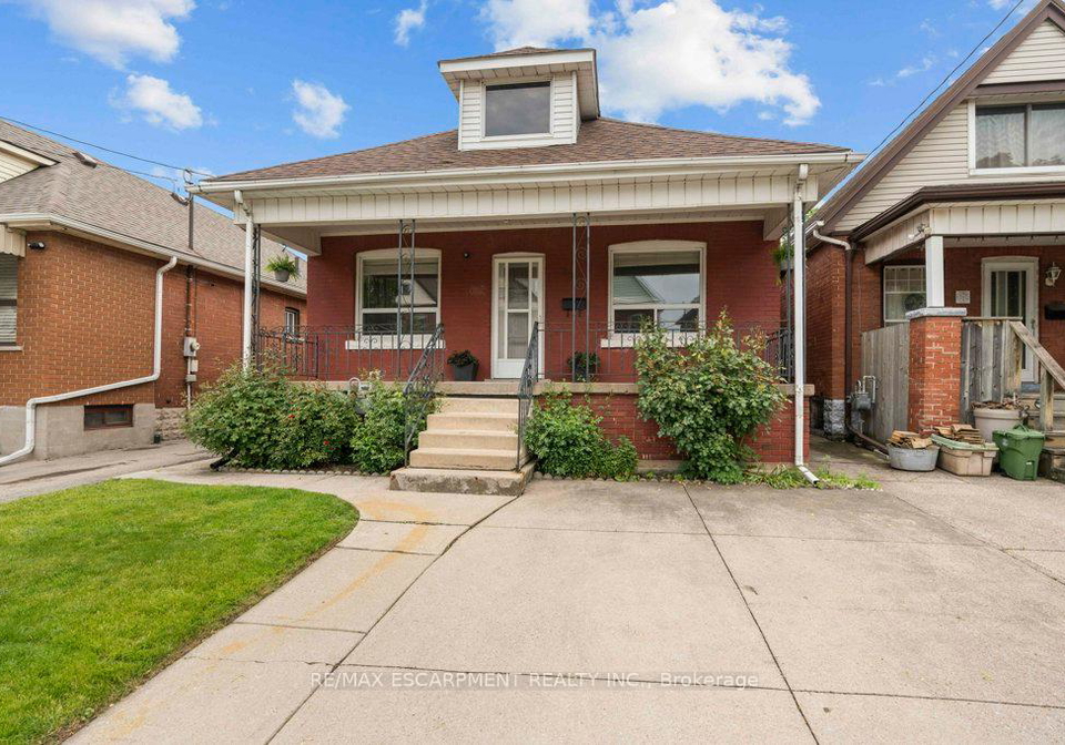 276-balmoral-avenue-n-hamilton-ontario-x12203645