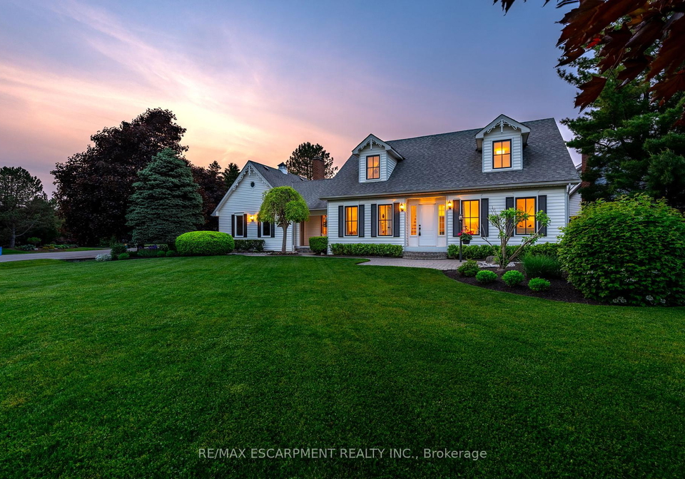 21-meander-close-hamilton-ontario-x12203658