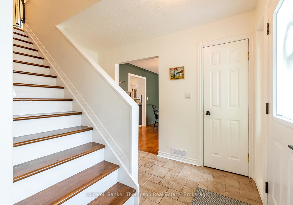 18-sadler-drive-bracebridge-ontario-x12203795
