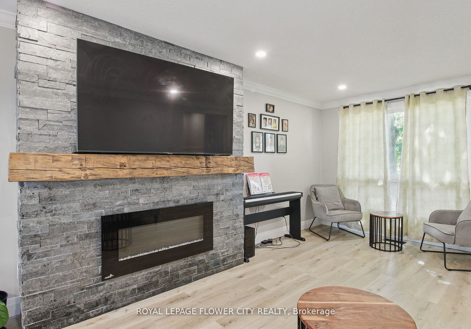 151-gateshead-crescent-hamilton-ontario-x12203857