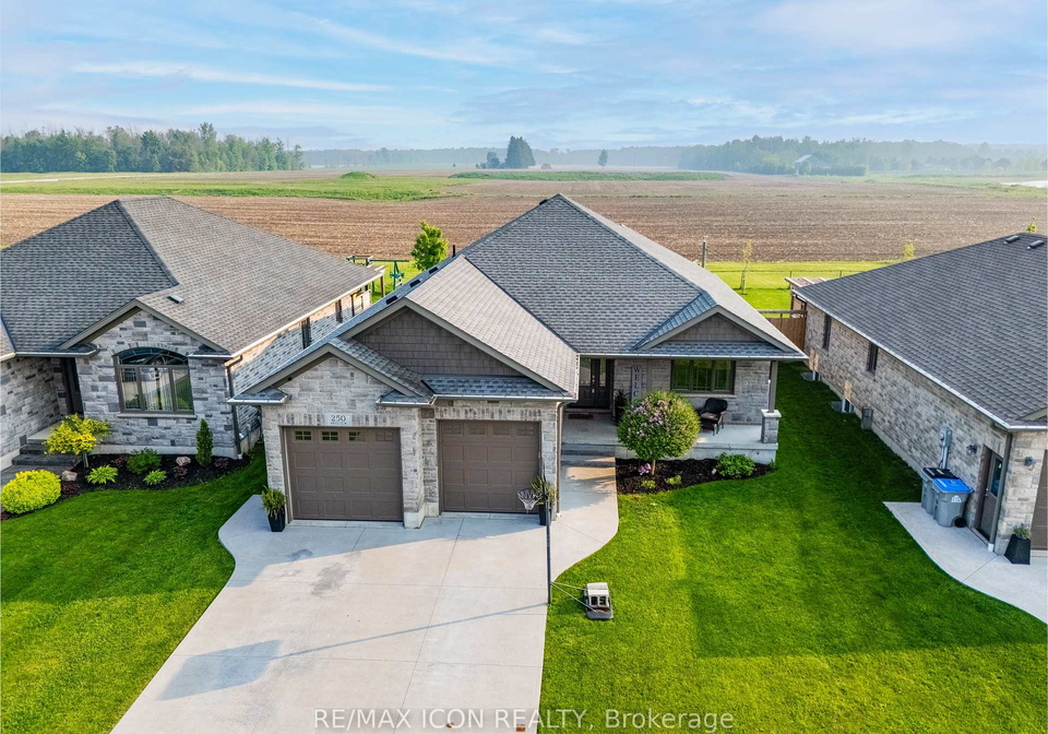 250-krotz-street-w-north-perth-ontario-x12203874