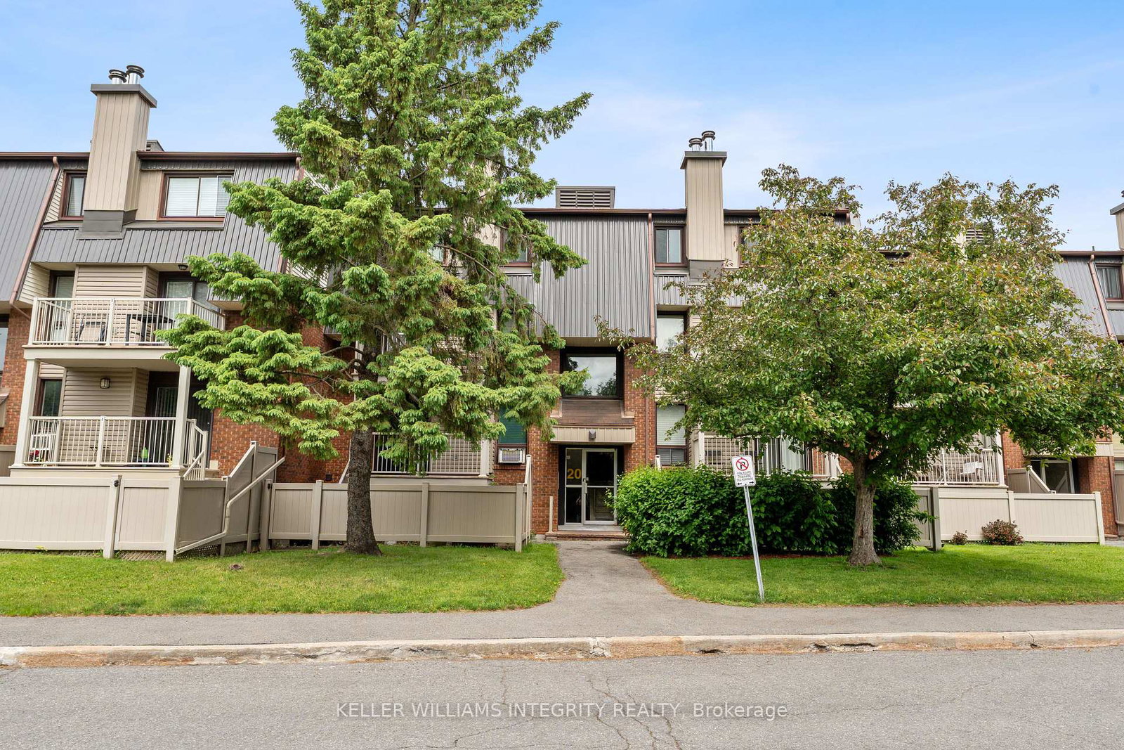 20-sweetbriar-circle-ottawa-ontario-x12203881