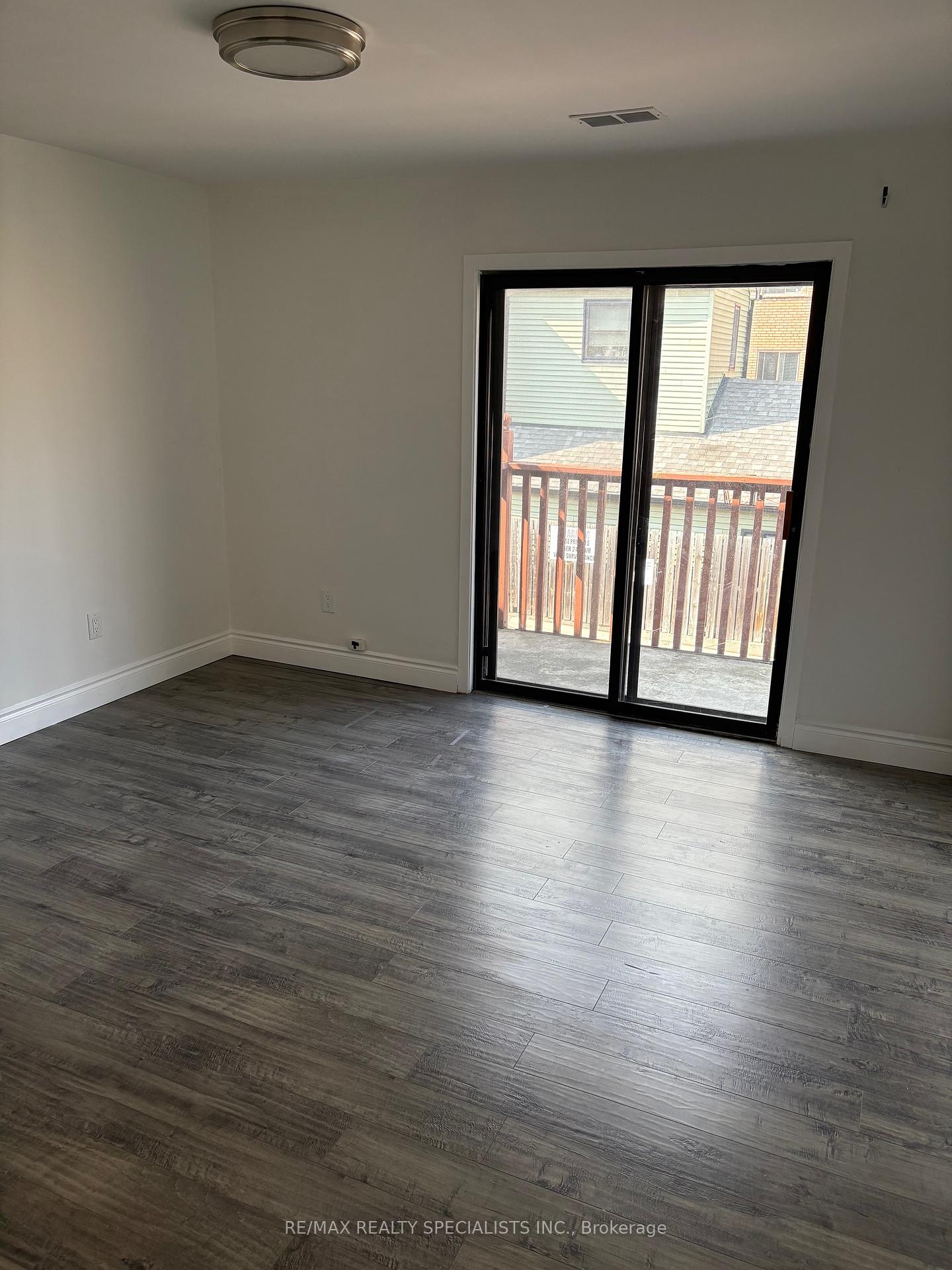 515-concession-street-hamilton-ontario-x12203929