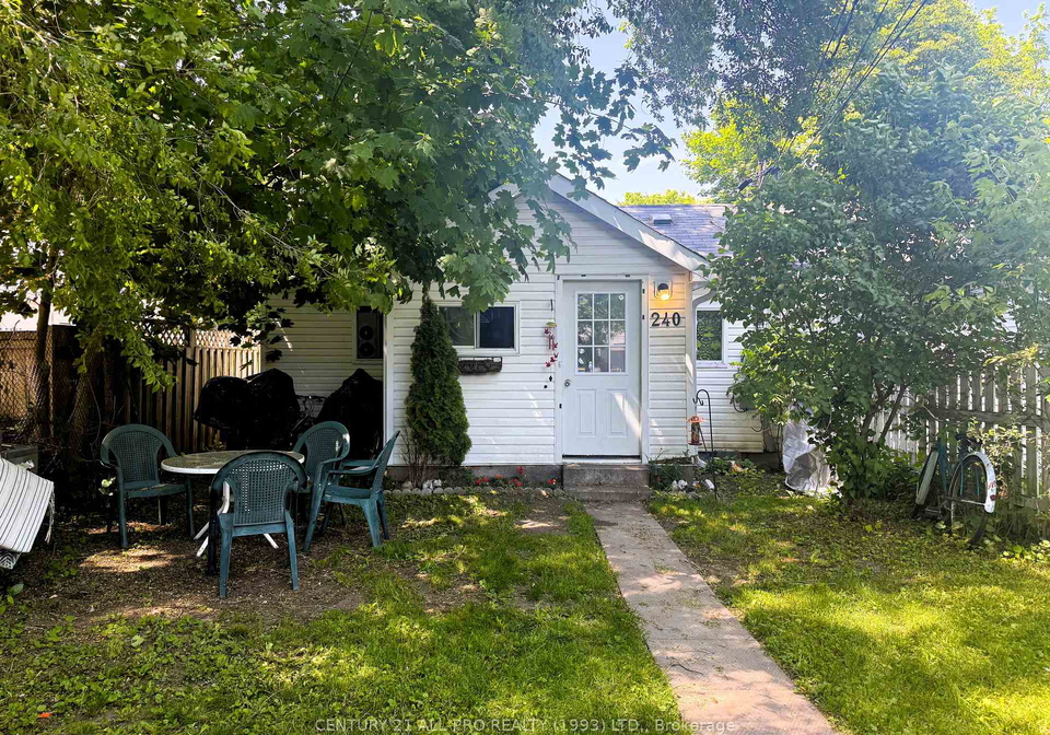 240-university-avenue-w-cobourg-ontario-x12204224