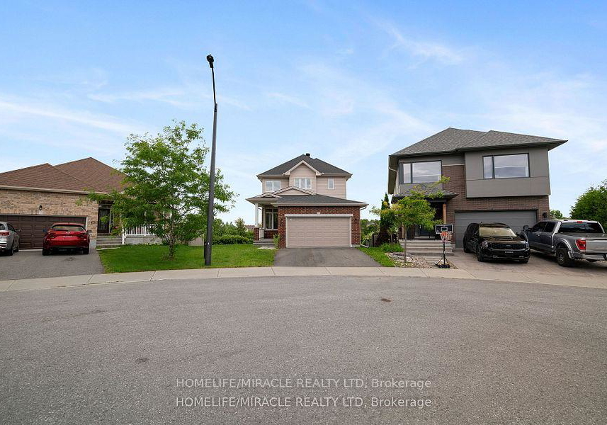 632-bridleglen-crescent-kanata-ontario-x12204441