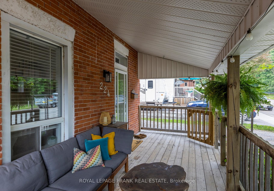 224-munroe-avenue-peterborough-east-ontario-x12204522