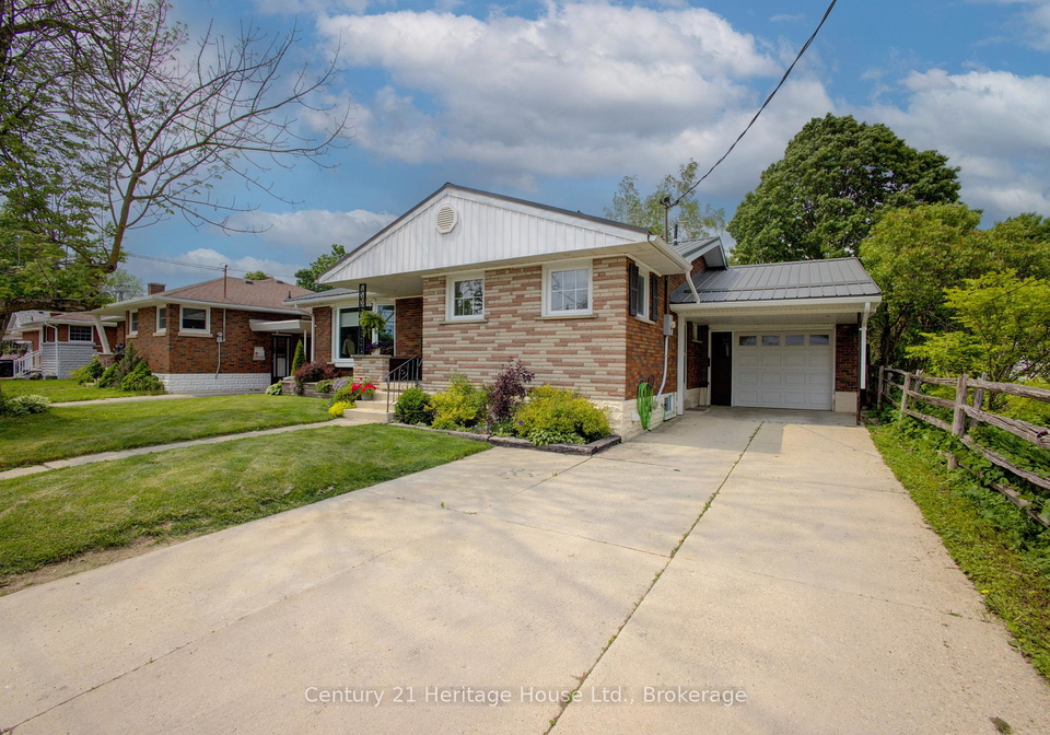 376-lambton-street-e-west-grey-ontario-x12204692