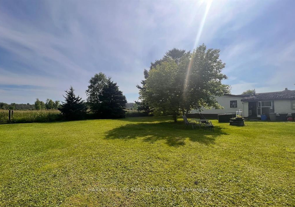 308-quaker-road-prince-edward-county-ontario-x12204730