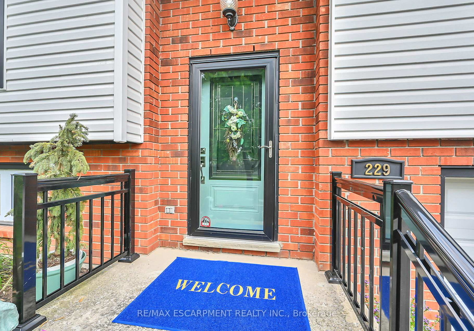 229-williamson-drive-haldimand-ontario-x12204775
