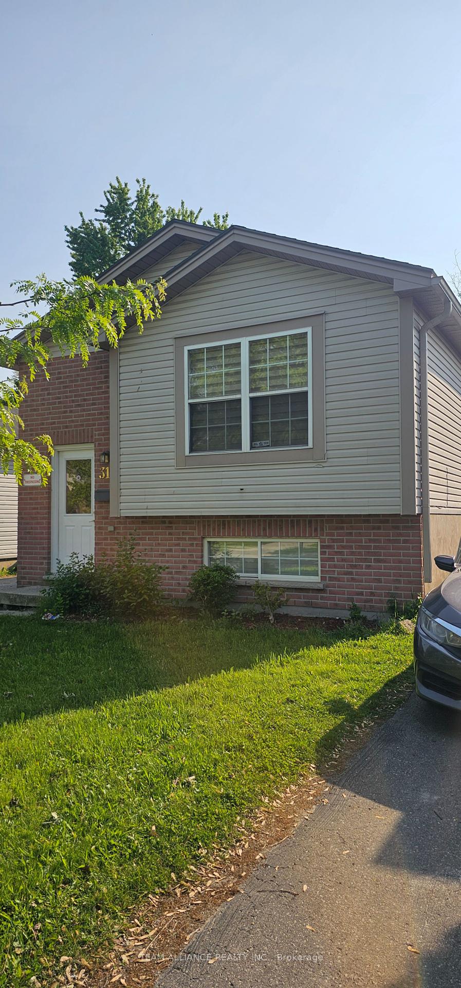 310-fleming-drive-london-east-ontario-x12204946