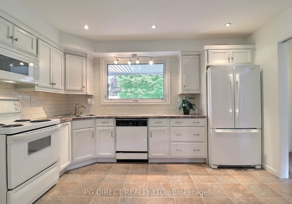 23-springfield-crescent-london-south-ontario-x12205033