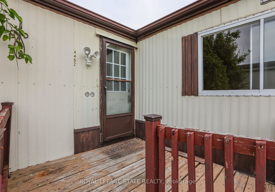 4452-jonathan-lane-lincoln-ontario-x12205268