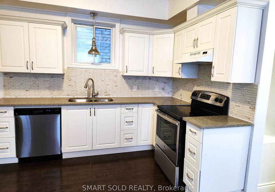 697-wilson-street-hamilton-ontario-x12205742