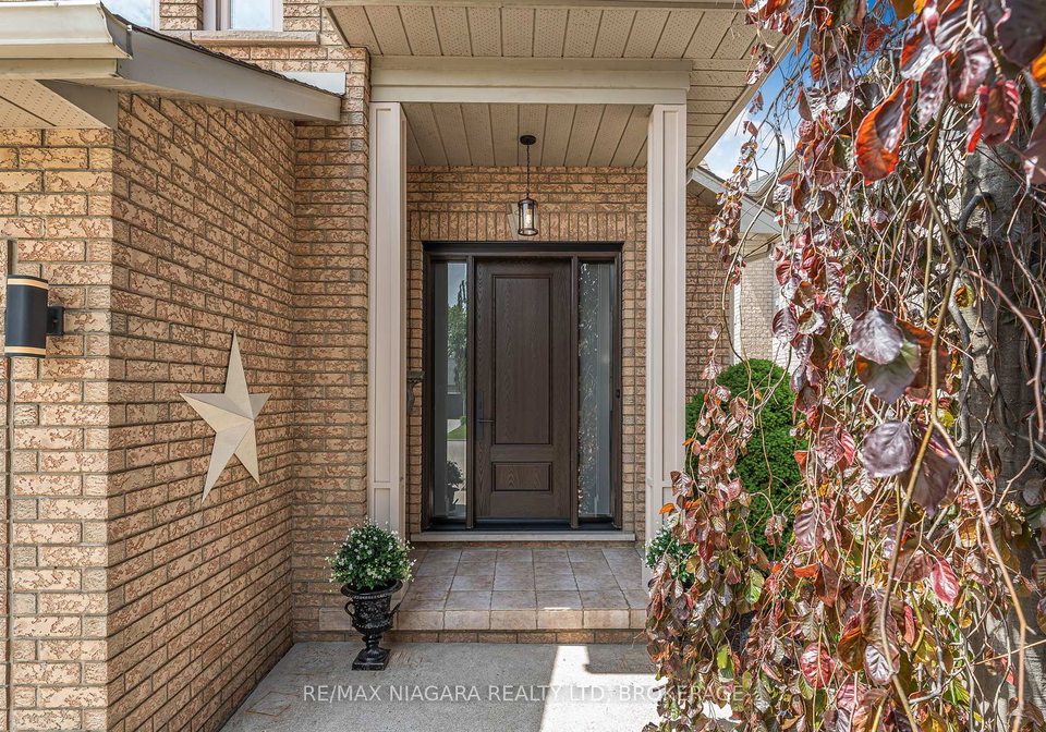 52-cabriolet-crescent-hamilton-ontario-x12205894