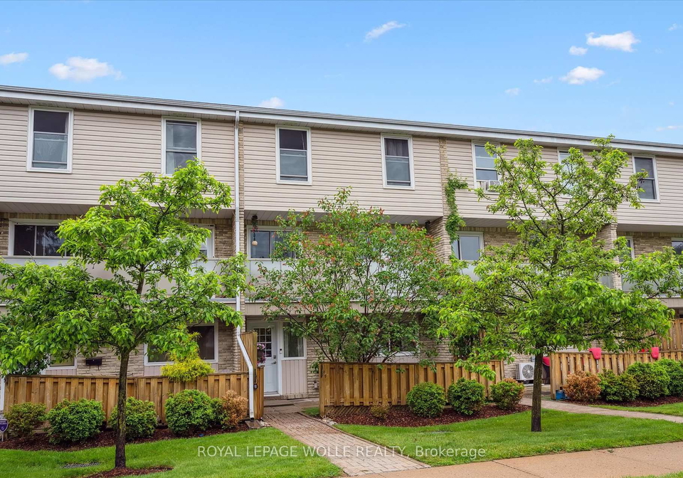 35-breckenridge-drive-kitchener-ontario-x12205924