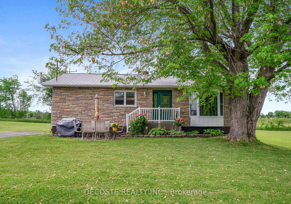 20001-county-road-43-north-glengarry-ontario-x12205949