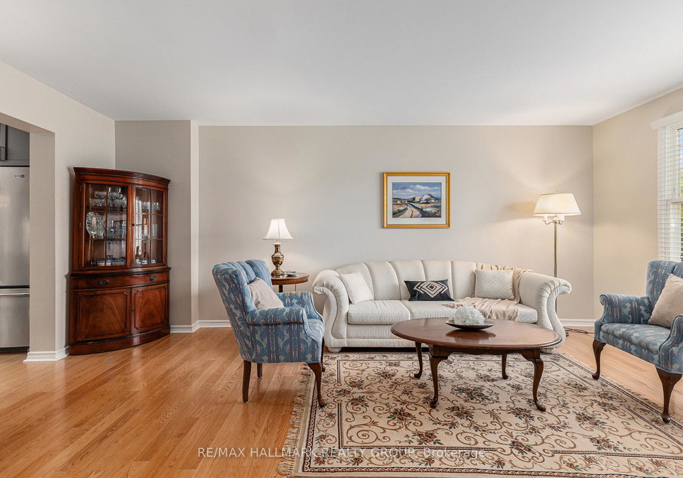 2168-bickerton-avenue-ottawa-ontario-x12205971