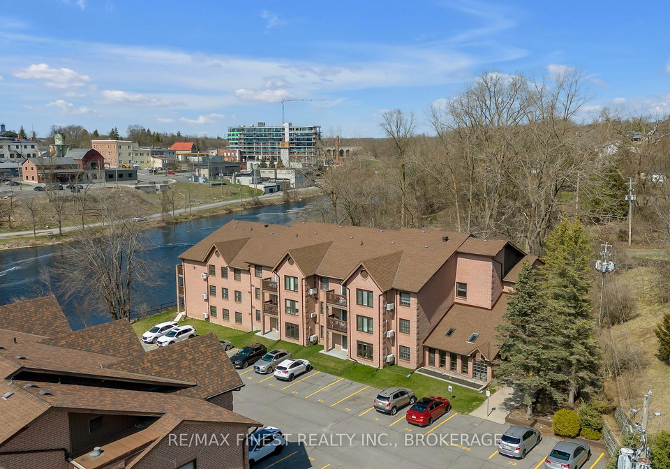 11-centre-street-s-greater-napanee-ontario-x12206142