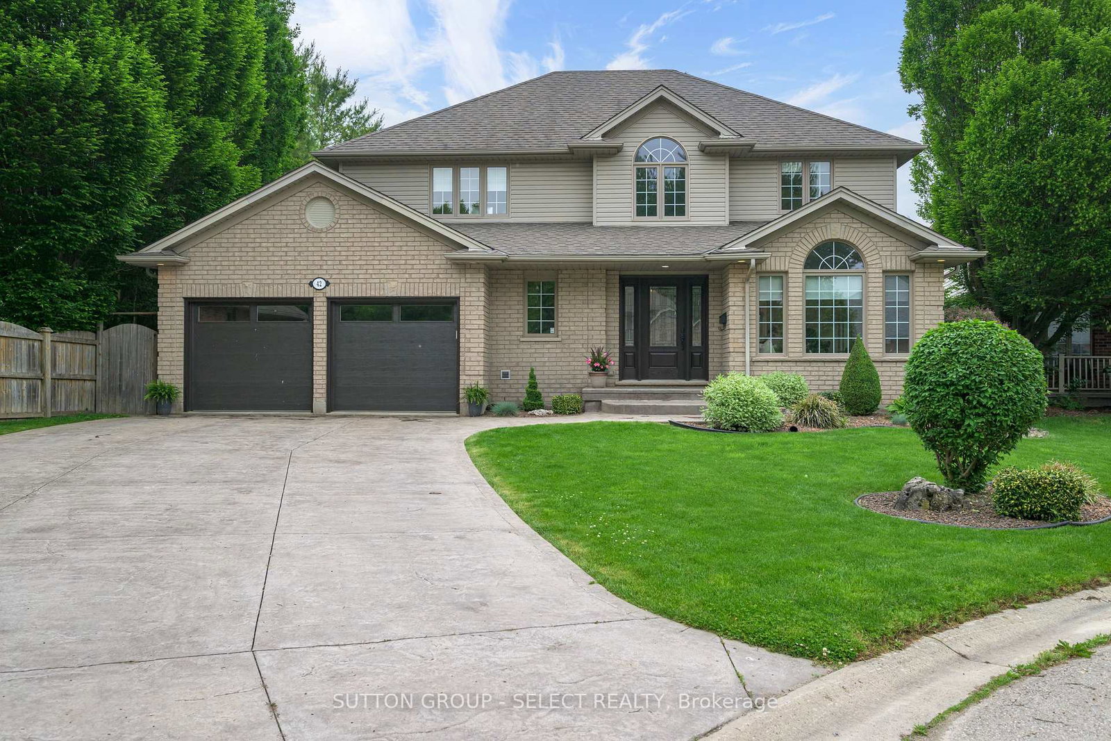 42-pinebrook-court-london-north-ontario-x12206181