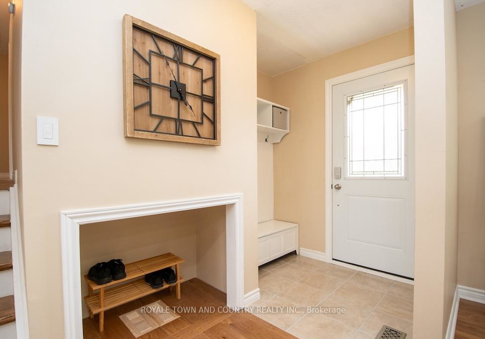 15-janet-drive-kawartha-lakes-ontario-x12206320