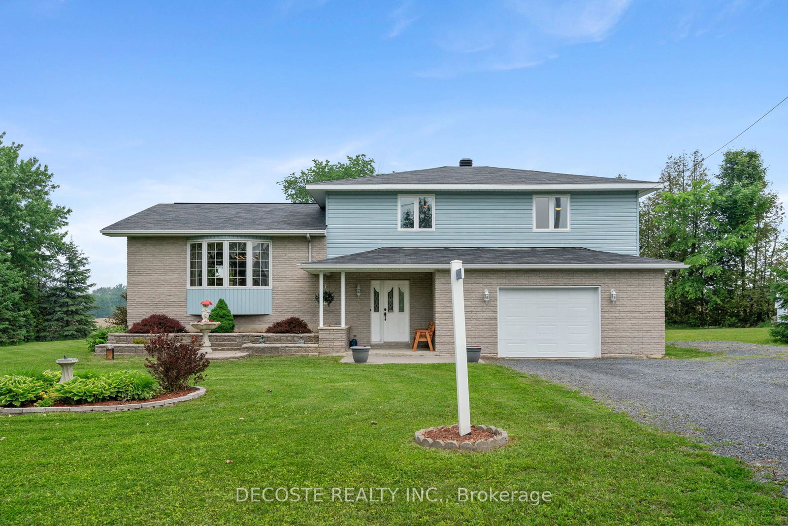 20351-pineview-crescent-south-glengarry-ontario-x12206356