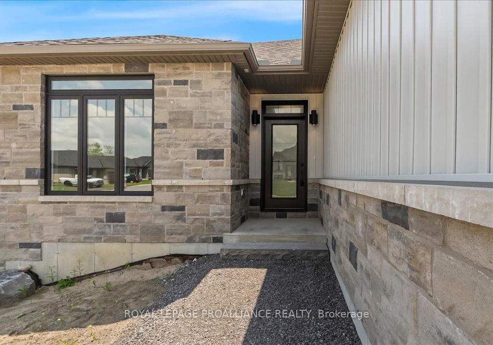 47-rosewood-drive-quinte-west-ontario-x12206490