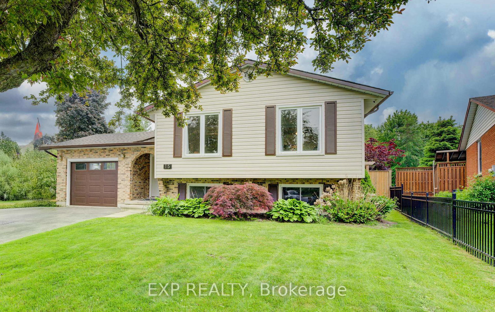 15-silcox-place-woodstock-ontario-x12206541