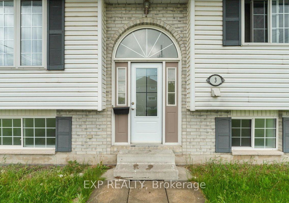 3-clifford-street-belleville-ontario-x12206545