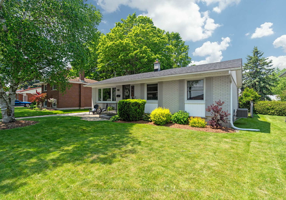 461-maple-avenue-n-north-perth-ontario-x12206611
