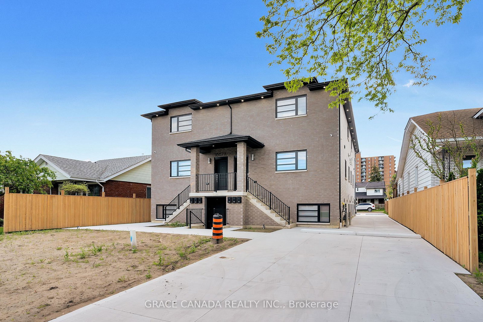1659-avenue-windsor-ontario-x12206765