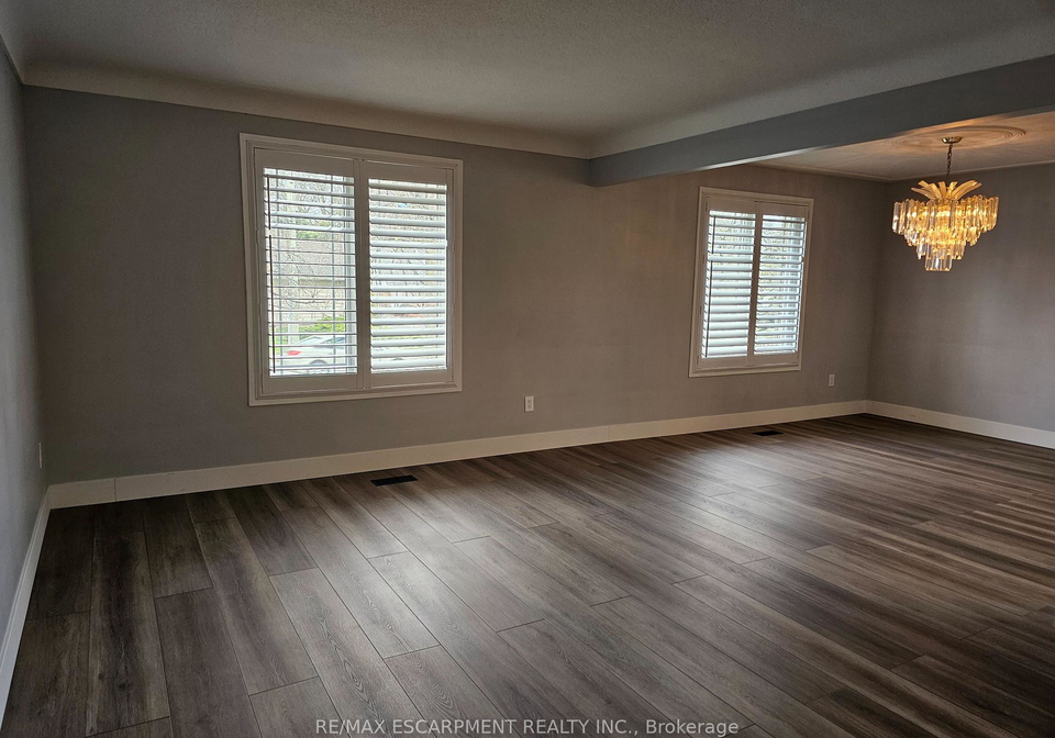 332-12-grantham-avenue-st-catharines-ontario-x12206823
