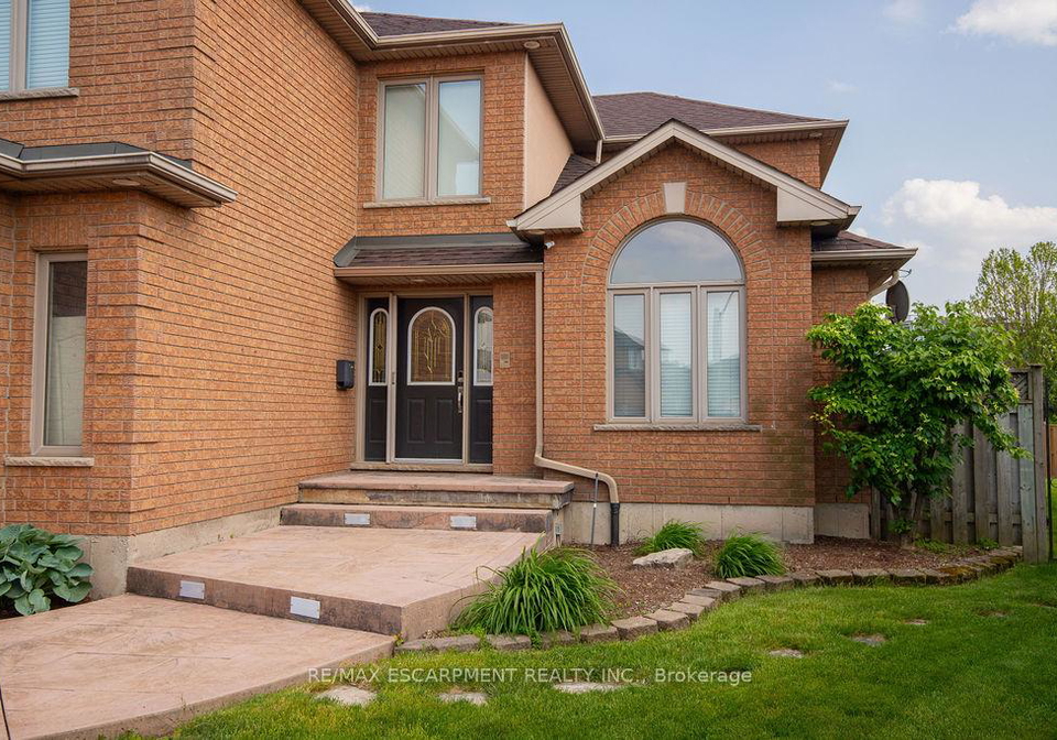 177-claudette-gate-hamilton-ontario-x12206849