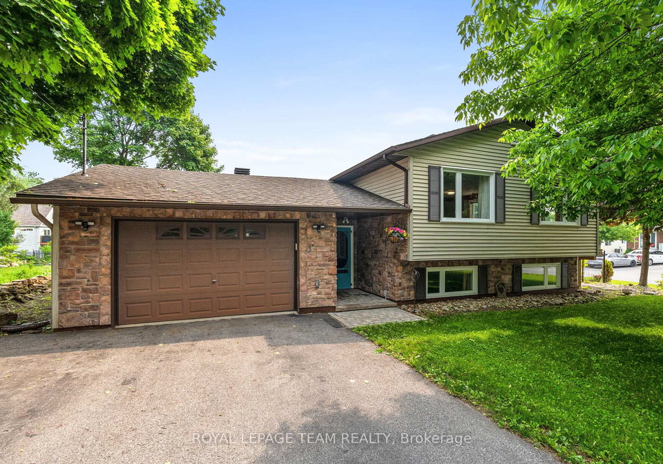 105-campbell-street-carleton-place-ontario-x12207007