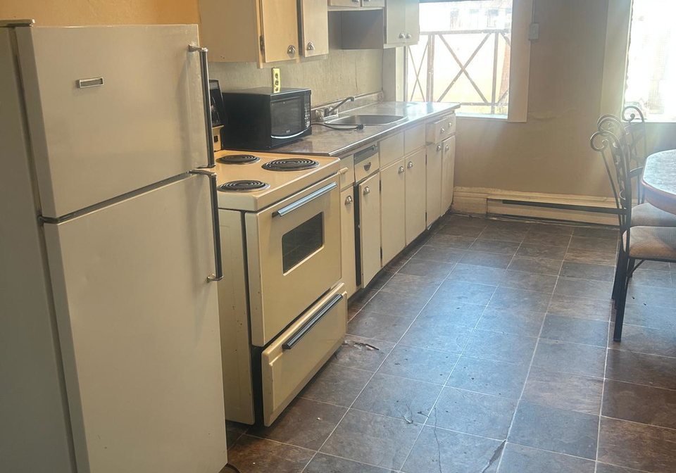 164-charlotte-street-peterborough-ontario-x12207026