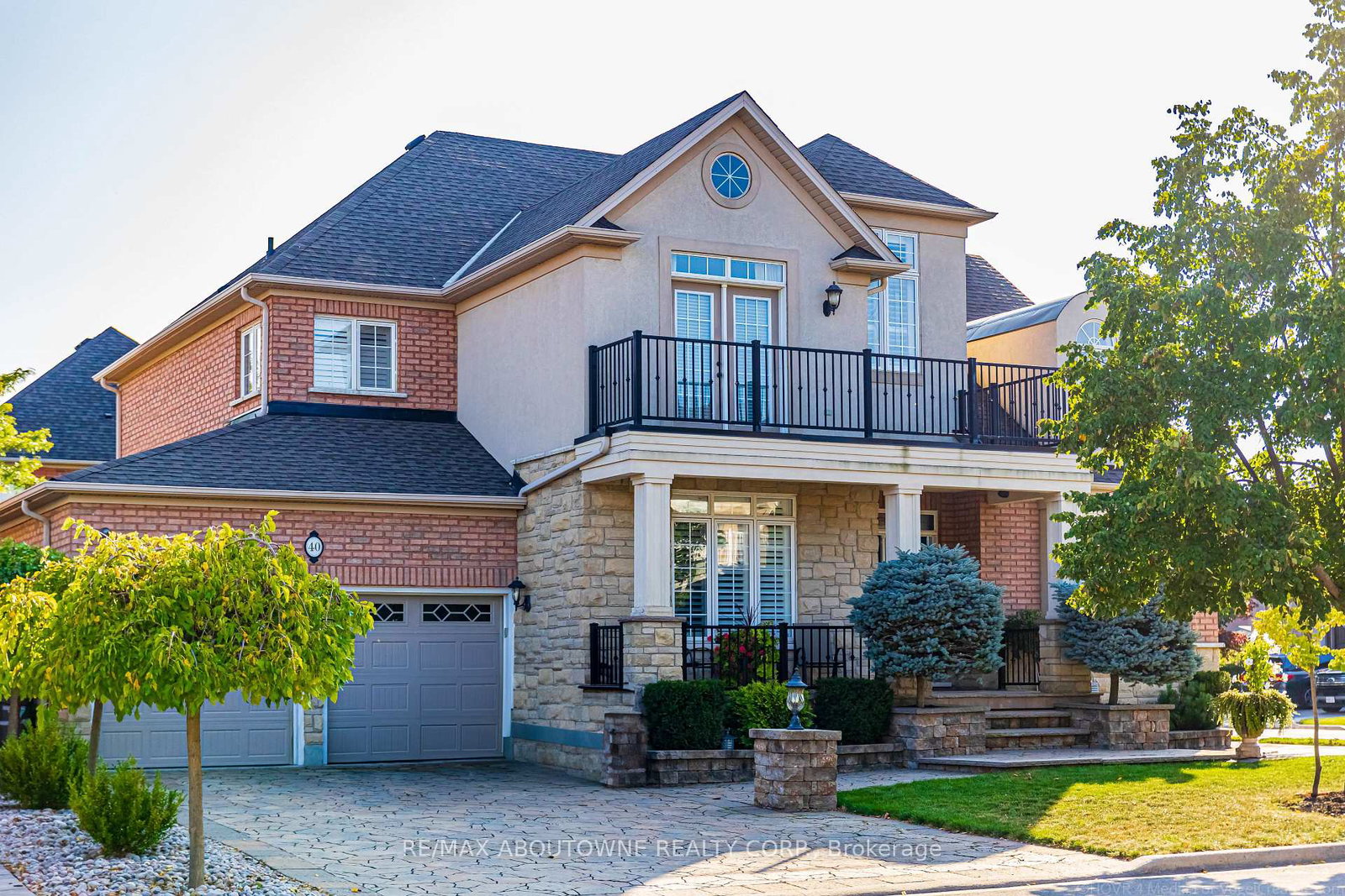 40-delrosa-way-hamilton-ontario-x12207169