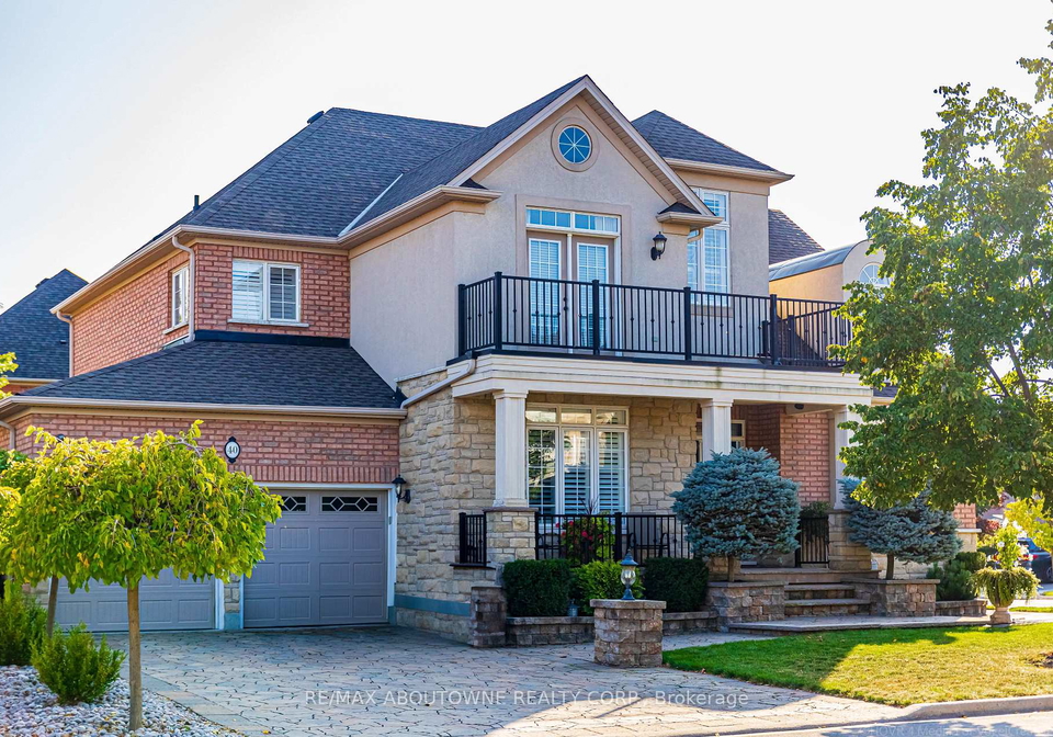 40-delrosa-way-hamilton-ontario-x12207169
