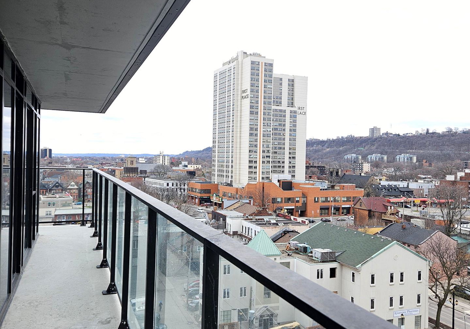 1-jarvis-street-hamilton-ontario-x12207271