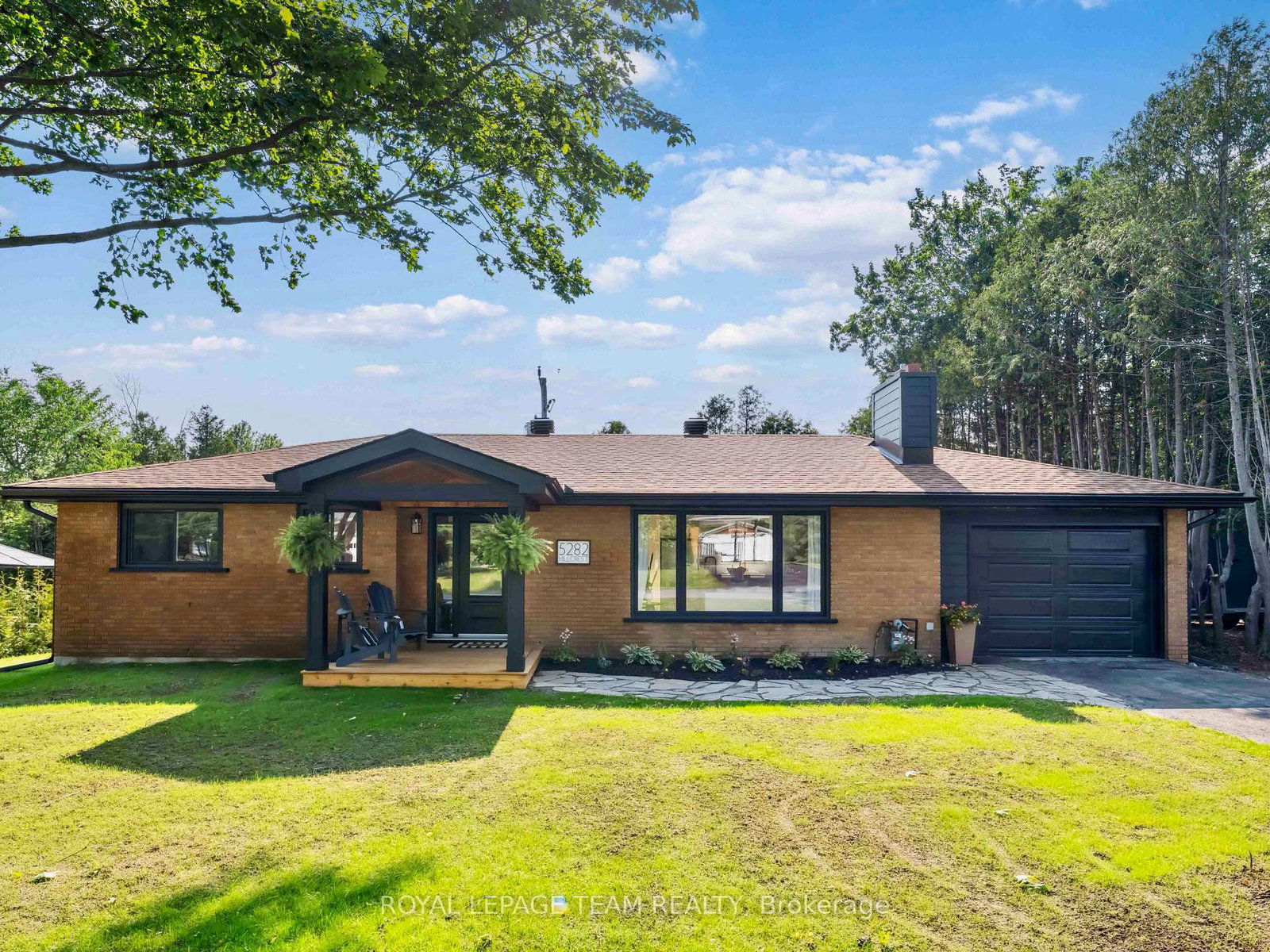 5282-hillcrest-drive-ottawa-ontario-x12207383