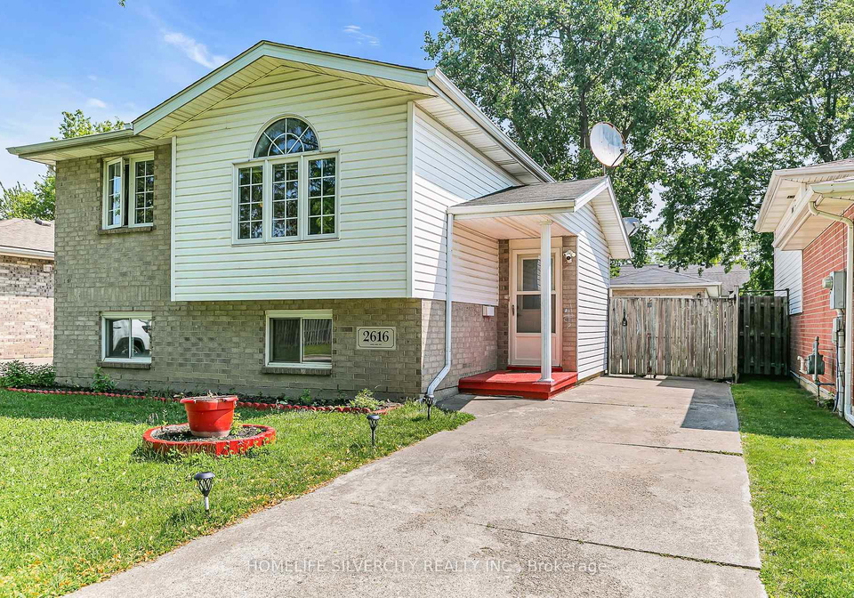 2616-allyson-avenue-windsor-ontario-x12207418