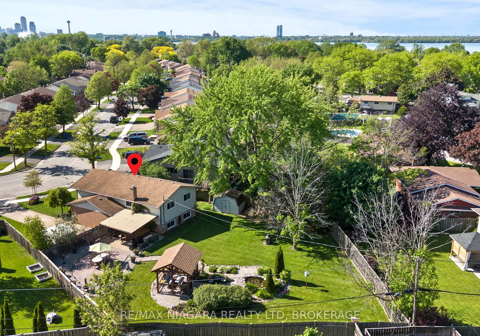 8410-mundare-crescent-niagara-falls-ontario-x12207845
