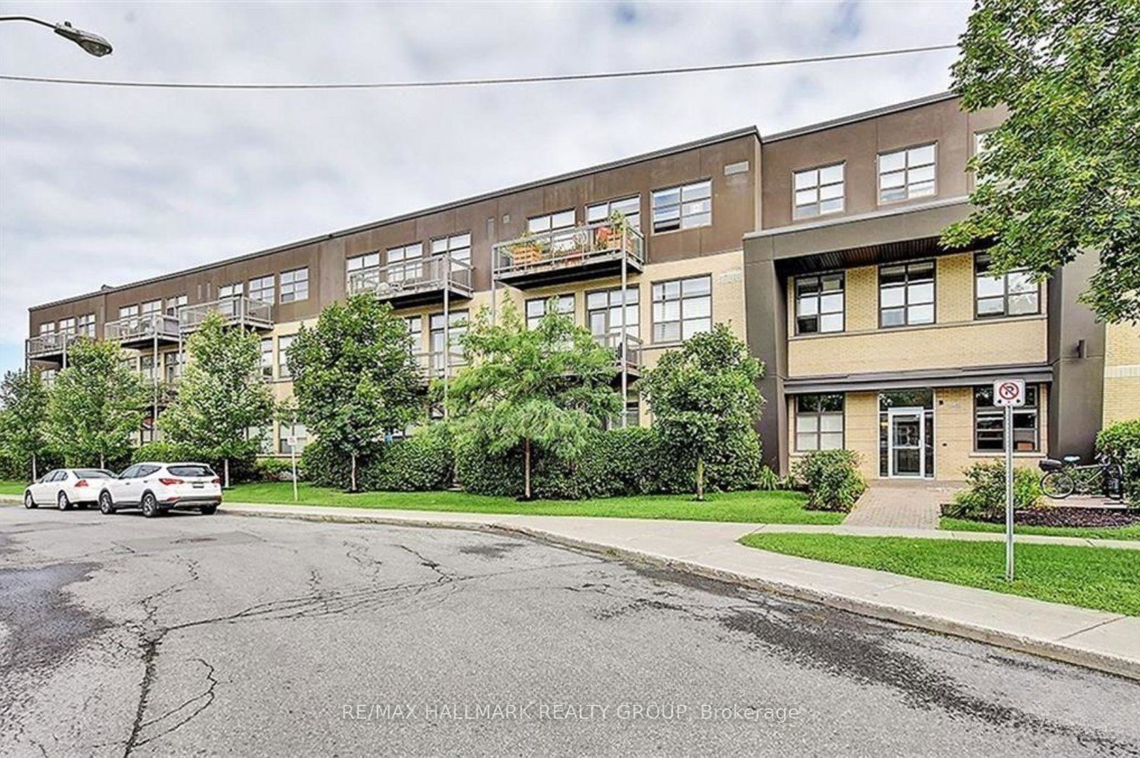 345-st-denis-street-ottawa-ontario-x12208025