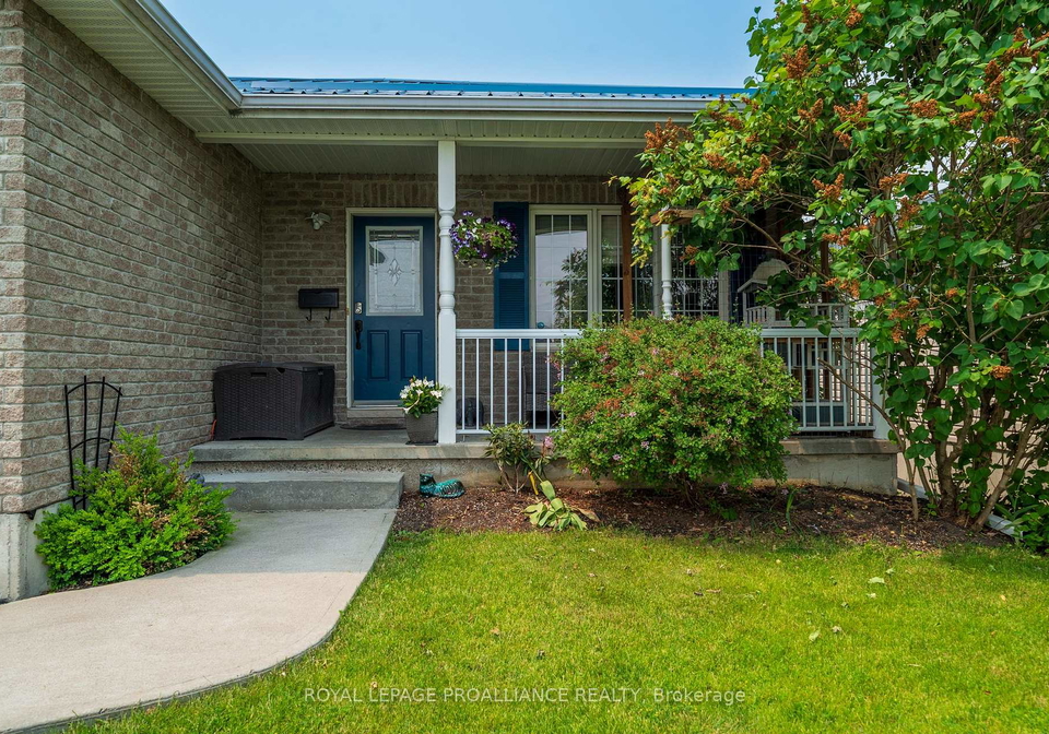 31-follwell-crescent-belleville-ontario-x12208056
