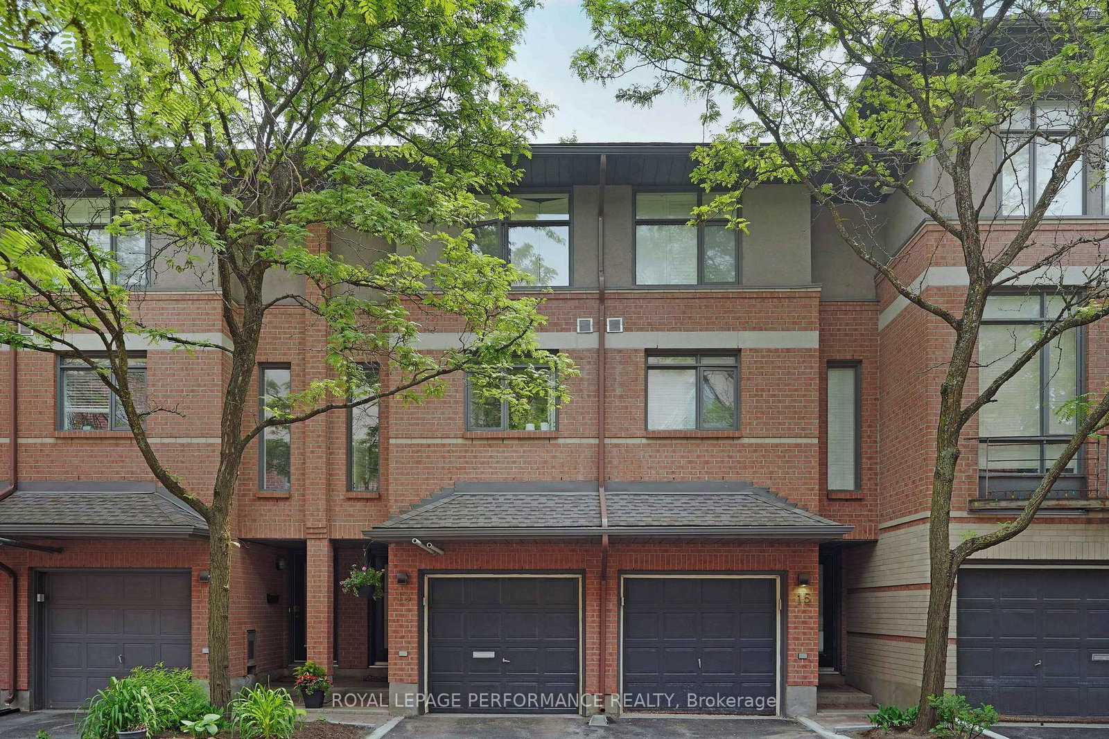 10-concord-street-ottawa-ontario-x12208172
