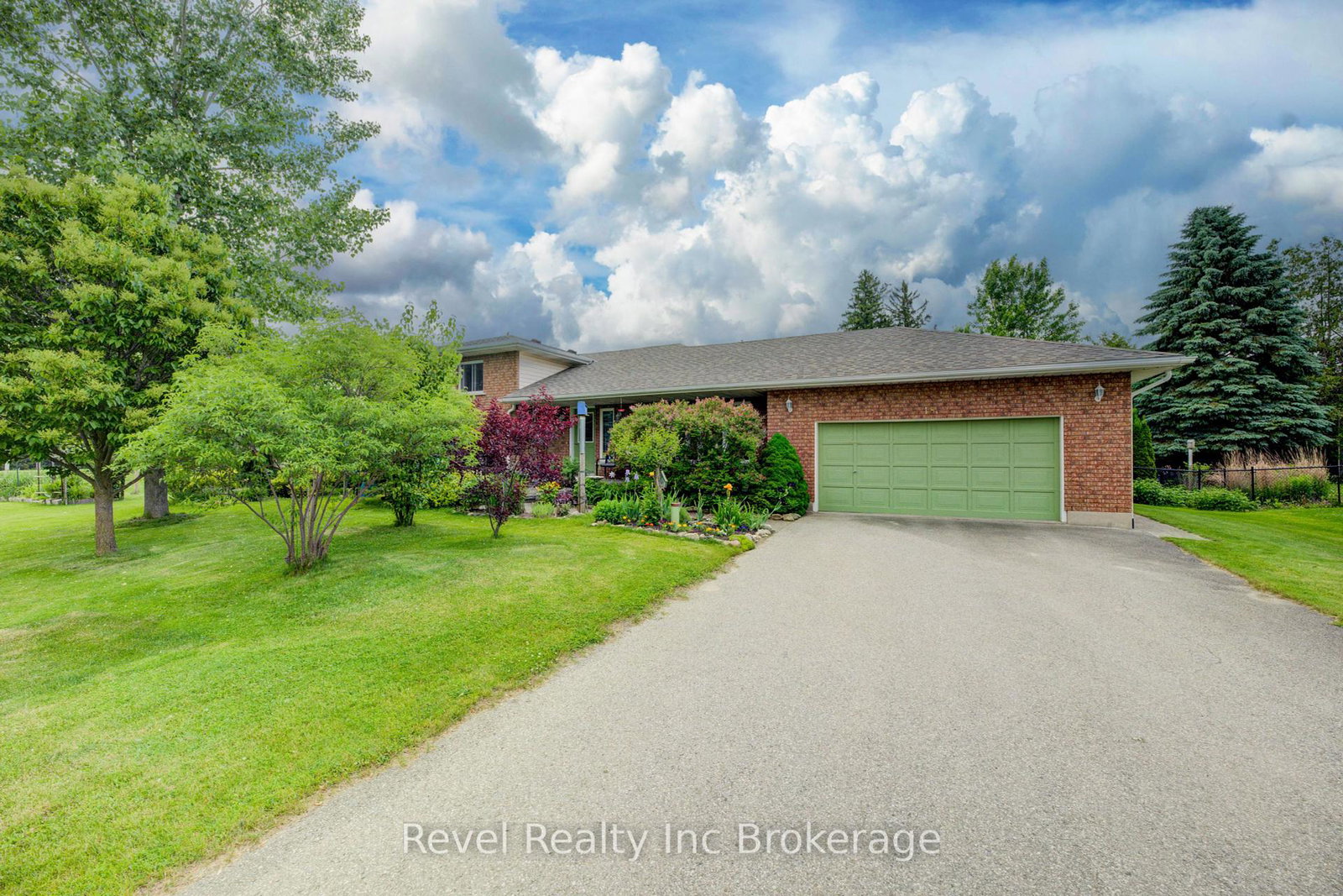 18-cowan-street-e-blandford-blenheim-ontario-x12208173
