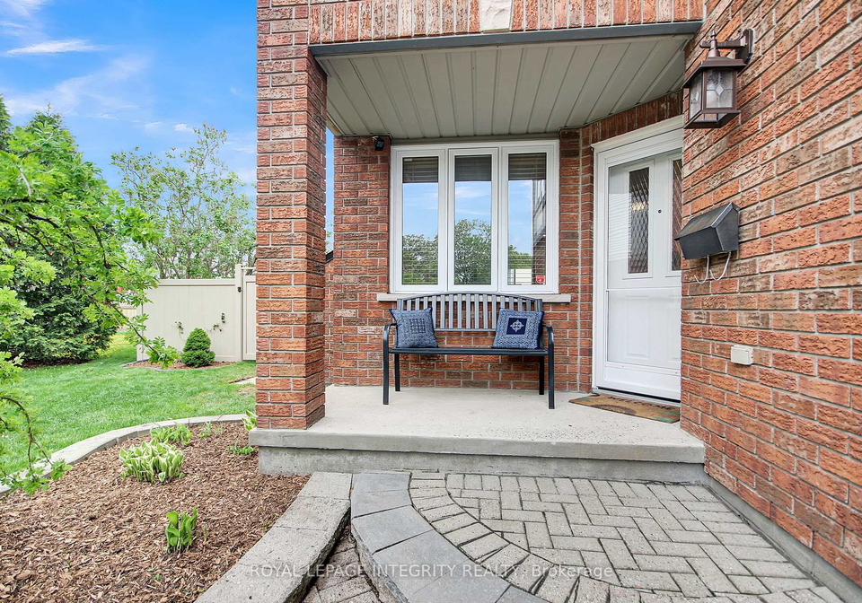 145-hunterswood-crescent-ottawa-ontario-x12208182